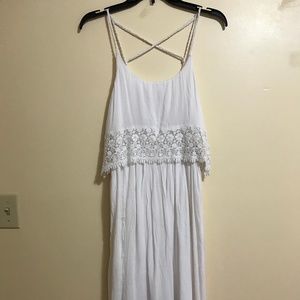 White cotton and lace dress